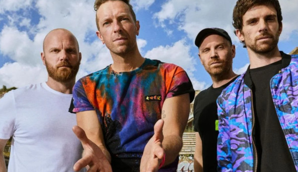 Βίντεο κλιπ στο Ηρώδειο γυρίζουν οι Coldplay λίγο πριν φύγουν από την Αθήνα – Το αστρονομικό κόστος