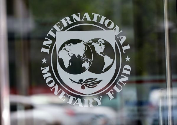 ΔΝΤ: Σε κίνδυνο των 1/3 των ευρωπαϊκών τραπεζών