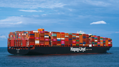 Maersk και Hapag-Lloyd διακόπτουν τη διέλευση από την Ερυθρά Θάλασσα