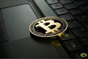 Συνεχίζεται η «κατρακύλα» για το bitcoin-Μεγαλύτερη πτώση για άλλα κρυπτονομίσματα