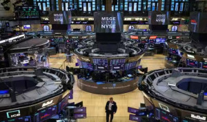 Η Fed οδηγεί τη Wall Street σε υψηλό δύο εβδομάδων