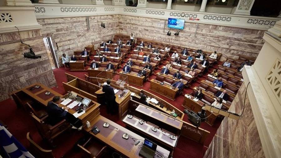 Σχολεία: Στη Βουλή η τροπολογία για ψηφιακό έλεγχο των μέτρων
