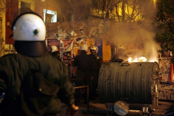 &quot;Εμπόλεμη ζώνη&quot; η περιοχή γύρω από την πλατεία Εξαρχείων