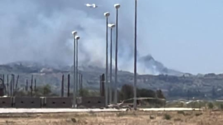 Ανεξέλεγκτη η φωτιά στη Βάρης-Κορωπίου- Εκκενώθηκαν Λαμπρικά-Κίτσι- Ζημιές σε επιχειρήσεις