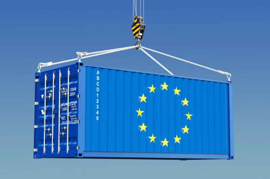 Eurostat: «Δίπολο» ευρώ - δολαρίου στο εμπόριο εκτός ΕΕ