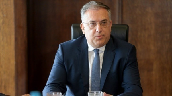 Παραμένει το πλαφόν στα περιθώρια των σούπερ μάρκετ μετά τη συνάντηση με τον Θεοδωρικάκο