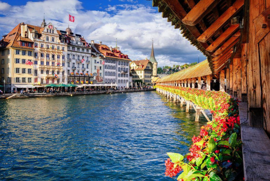 Ελβετία: Απροσδόκητη πτώση του πληθωρισμού στο 1,3%