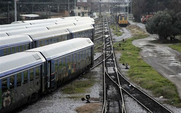 ΕΡΓΟΣΕ: Παράδοση στην κυκλοφορία της Άνω Διάβασης Λάμιας-Καρπενησίου