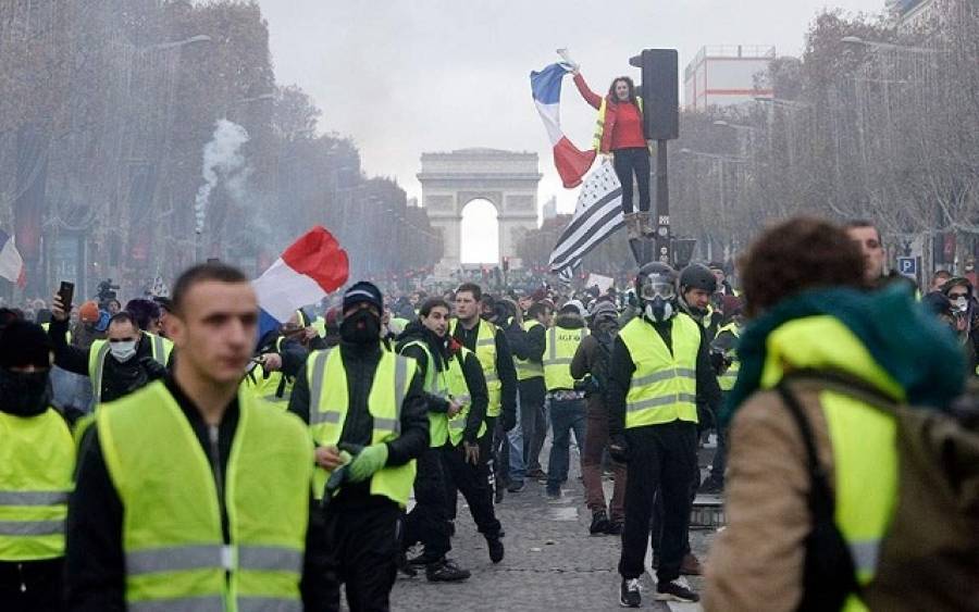 Γαλλία: Μοιραίο τροχαίο σε κινητοποίηση των «κίτρινων γιλέκων»