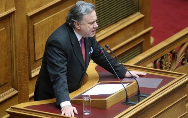 Κατρούγκαλος: Η μαγκούρα του &quot;Γκόρτσου&quot; είναι μικροπολιτική