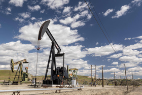 «Κατρακυλούν» πετρέλαιο και φυσικό αέριο- Πτώση άνω του 4%