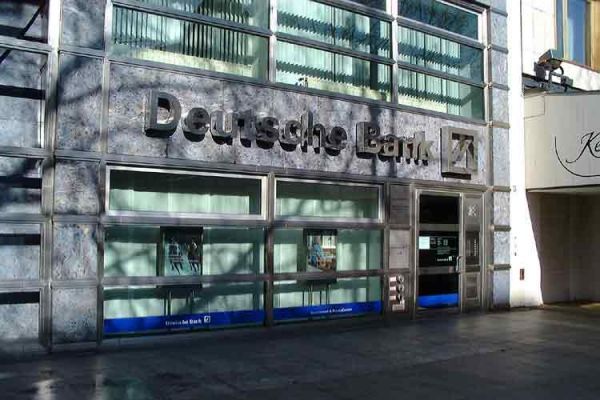 Έρχεται κοινό πακέτο για Ισπανία, Ελλάδα και Κύπρο, σύμφωνα με την Deutsche Bank