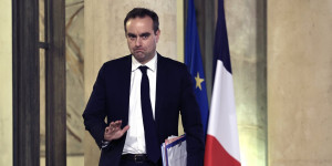 Γαλλία: «Ασπίδα» Λεκορνί για επιχειρήσεις και αγρότες απέναντι στο ράλι των καυσίμων