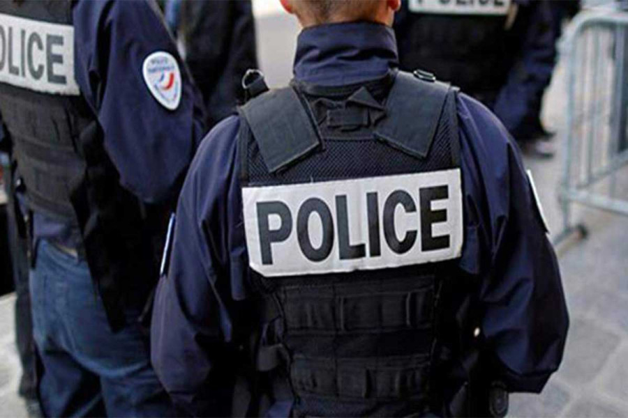 Γαλλία: Επίθεση με μαχαίρι στο Παρίσι- Τραυματίας ένας αστυνομικός