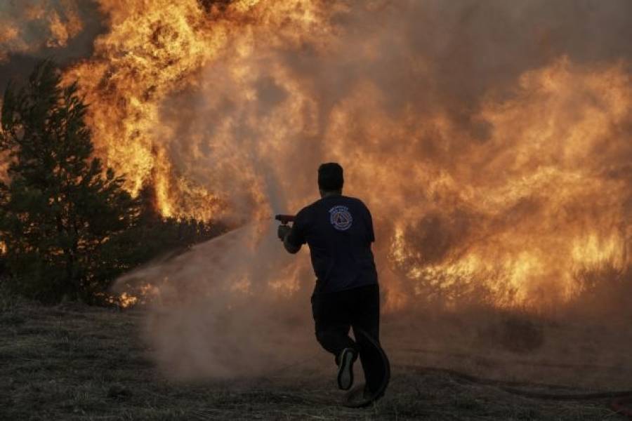 Για περισσότερους από 60 νεκρούς κάνει λόγο ο Δήμαρχος Πικερμίου-Ραφήνας