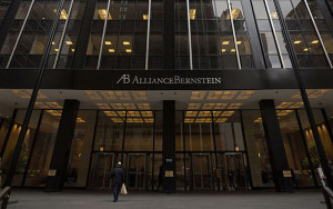 AllianceBernstein: Μη ελκυστική επένδυση τα τουρκικά ομόλογα σε λίρα