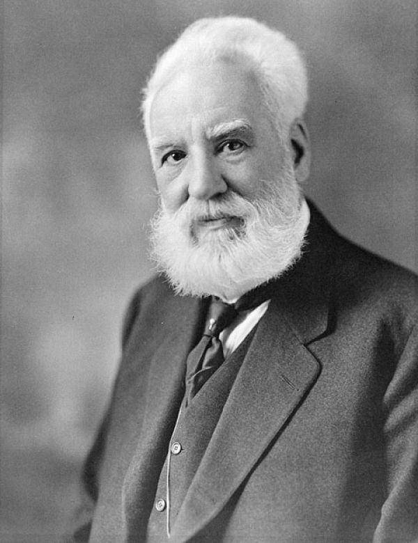 Ακούστε τη φωνή του Alexander Graham Bell!