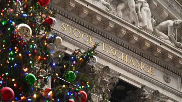 Wall Street: Μεικτά πρόσημα εν αναμονή του… «Santa rally»