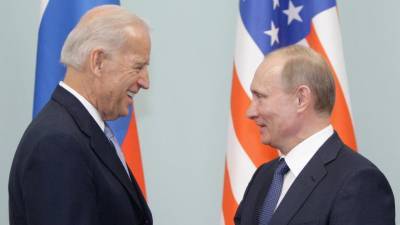 Ουκρανικό: Προωθείται συνάντηση κορυφής Μπάιντεν-Πούτιν