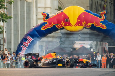 Formula1 στη Θεσσαλονίκη: H RB7 έρχεται να ταρακουνήσει τo Λευκό Πύργο