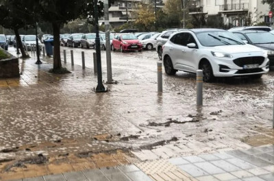 Σε εξέλιξη η κακοκαιρία Alexandros-Πού αναμένονται ραγδαίες και επικίνδυνες καταιγίδες