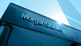 Morgan Stanley: Προβλέπει αναβάθμιση της Ελλάδας από τη Moody&#039;s