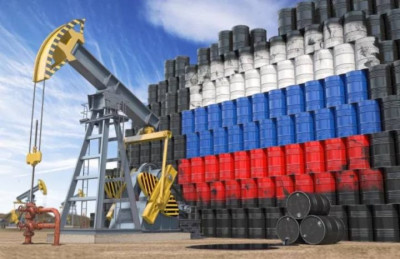 ΕΕ: Εγκρίθηκε το τελικό προσχέδιο για πλαφόν στο ρωσικό πετρέλαιο