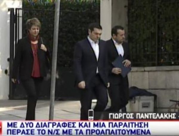 Στον πρόεδρο της Δημοκρατίας ο Αλέξης Τσίπρας