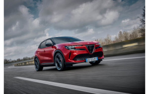 Η ηλεκτρική Alfa Romeo Junior από €28.900