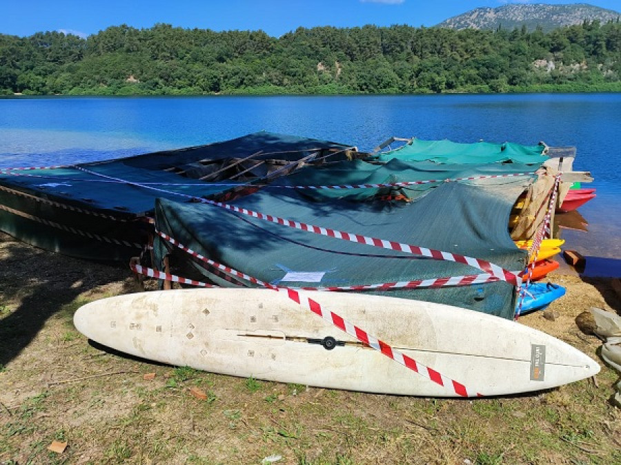 Απομακρύνθηκαν παράνομες κατασκευές στη Λίμνη Ζηρού - Πρόστιμο 6.000 ευρώ