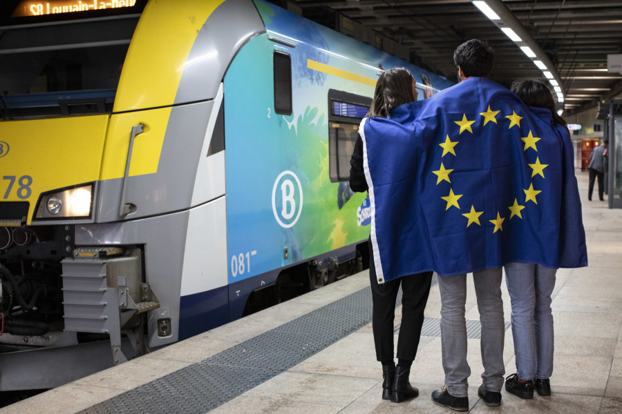 Ευρωκοινοβούλιο: Αποφάσισε ενίσχυση των σιδηροδρόμων στην ΕΕ!