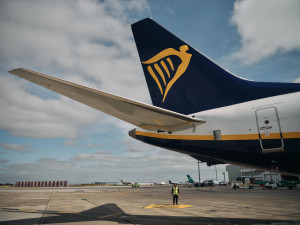 Ryanair: Λιγότερες πτήσεις λόγω καθυστέρησης παραδόσεων αεροσκαφών από τη Boeing