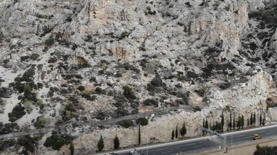 Δόθηκε στην κυκλοφορία η μεσαία λωρίδα στην Κακιά Σκάλα