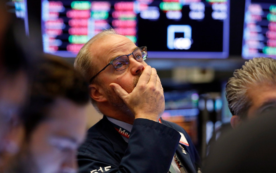 Έχει.. μέλλον το sell off- Διολισθαίνουν τα futures του Dow