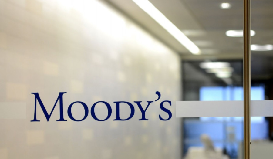 Moody’s: «Παράθυρο» για upgrade της Ελλάδας στην επενδυτική βαθμίδα