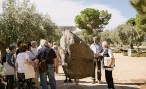 Festival Alzheimer στο ΚΠΙΣΝ: Ο Φάρος του πολιτισμού φωτίζει τα μονοπάτια της μνήμης