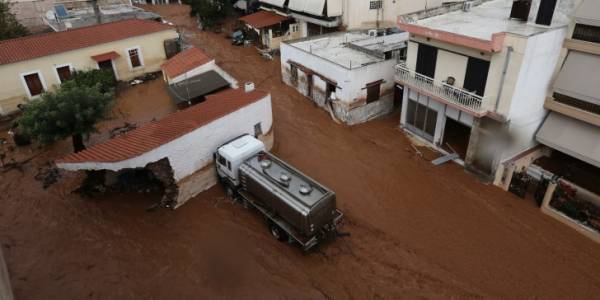 Λέκκας για φονική πλημμύρα Μάνδρας: Ραγδαία βροχόπτωση και άναρχη δόμηση
