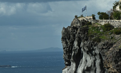 Σαντορίνη: «Πέφτει» η σεισμική ακολουθία- Κλειστά σχολεία μέχρι Παρασκευή 28/2