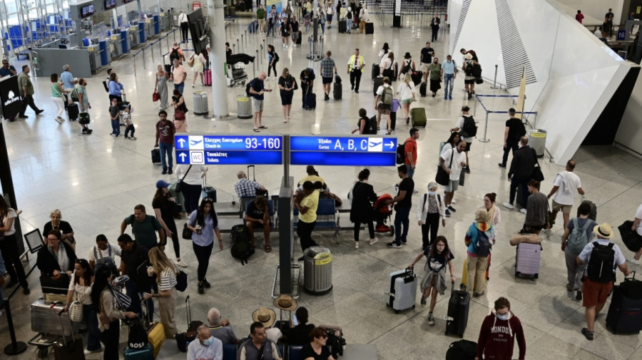 Ανέβηκε 13% η επιβατική κίνηση στα αεροδρόμια το α’ πεντάμηνο