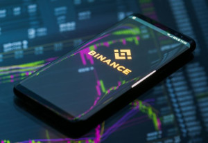 Binance: Δίνει $1 δισ. για να διασώσει τα crypto