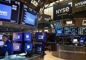 Ο Nasdaq υποχωρεί καθώς οι μετοχές της Alphabet πέφτουν