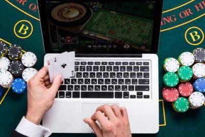 Σε συζητήσεις OTE και Intralot για τα online τυχερά παιχνίδια
