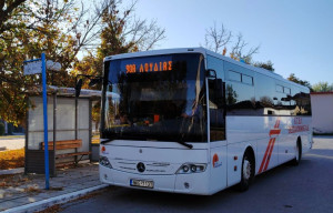 ΟΣΕΘ: Ξεκίνησε επιβίβαση από την μπροστινή πόρτα-Σε ισχύ μέτρα εισιτηριοδιαφυγής