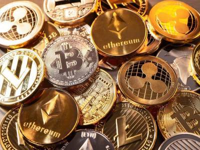 Μεικτά πρόσημα για τα κρυπτονομίσματα- Πάνω απ&#039;τα $46.500 το Bitcoin