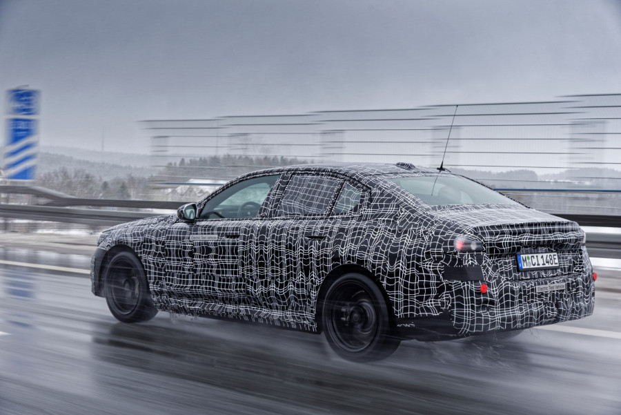 Από τον Αρκτικό Κύκλο έως τους πρόποδες των Άλπεων οι δοκιμές της νέας ηλεκτρικής BMW i5