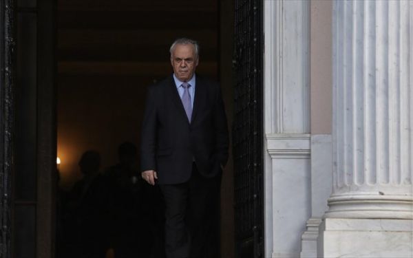 Δραγασάκης: Η ΕΕ αναζητά την ανταγωνιστικότητα μέσω φτωχοποίησης