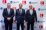 (Από αριστερά), ο Διευθύνων Σύμβουλος της HELLENiQ ENERGY κ. Ανδρέας Σιάμισιης, ο Πρόεδρος της Κυπριακής Δημοκρατίας κ. Νίκος Χριστοδουλίδης και ο Διευθύνων Σύμβουλος της EKO Κύπρου κ. Γιώργος Γρηγοράς.