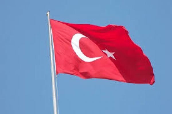 «Τρίζει» η τουρκική οικονομία