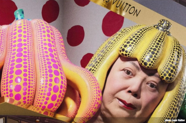 Yayoi Kusama x Louis Vuitton: Τρισδιάστατα animations “ζωντάνεψαν” στο Τόκιο, για την θρυλική συνεργασία