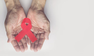 Συστήνεται Εθνικό Μητρώο ασθενών με HIV- Ηλεκτρονική συνταγογράφηση αντιρετροϊκών φαρμάκων